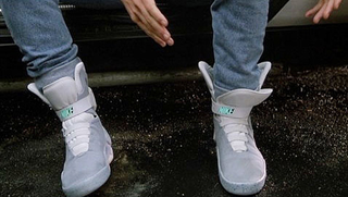 Illustration for article titled 20 Lies Back to the Future II Told Us (Besides the Hoverboard)